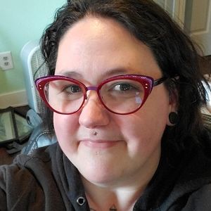 Meet your Posher, Marnie